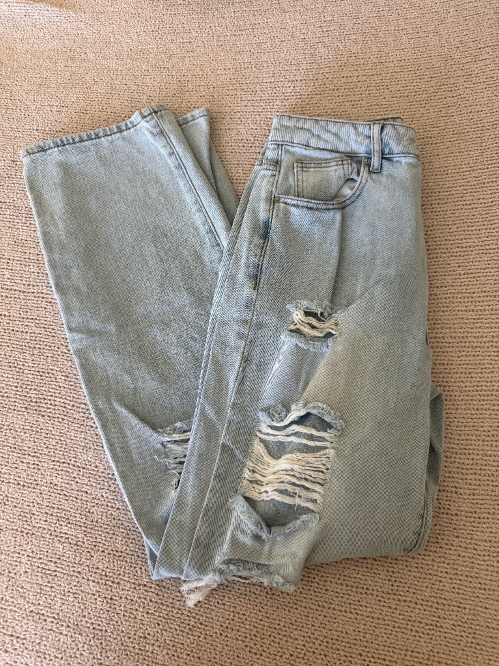 Pacsun Women's Straight Leg Ripped Jeans